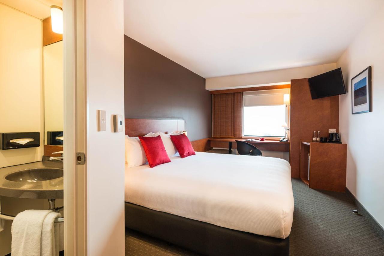 Ibis Christchurch Exterior photo