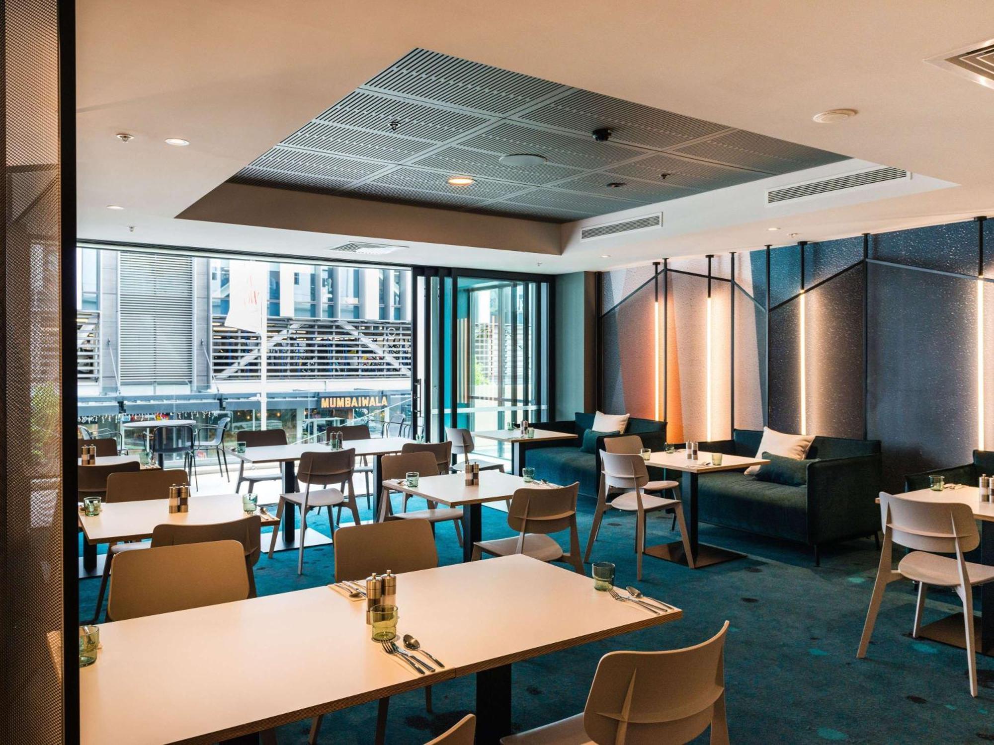 Ibis Christchurch Exterior photo