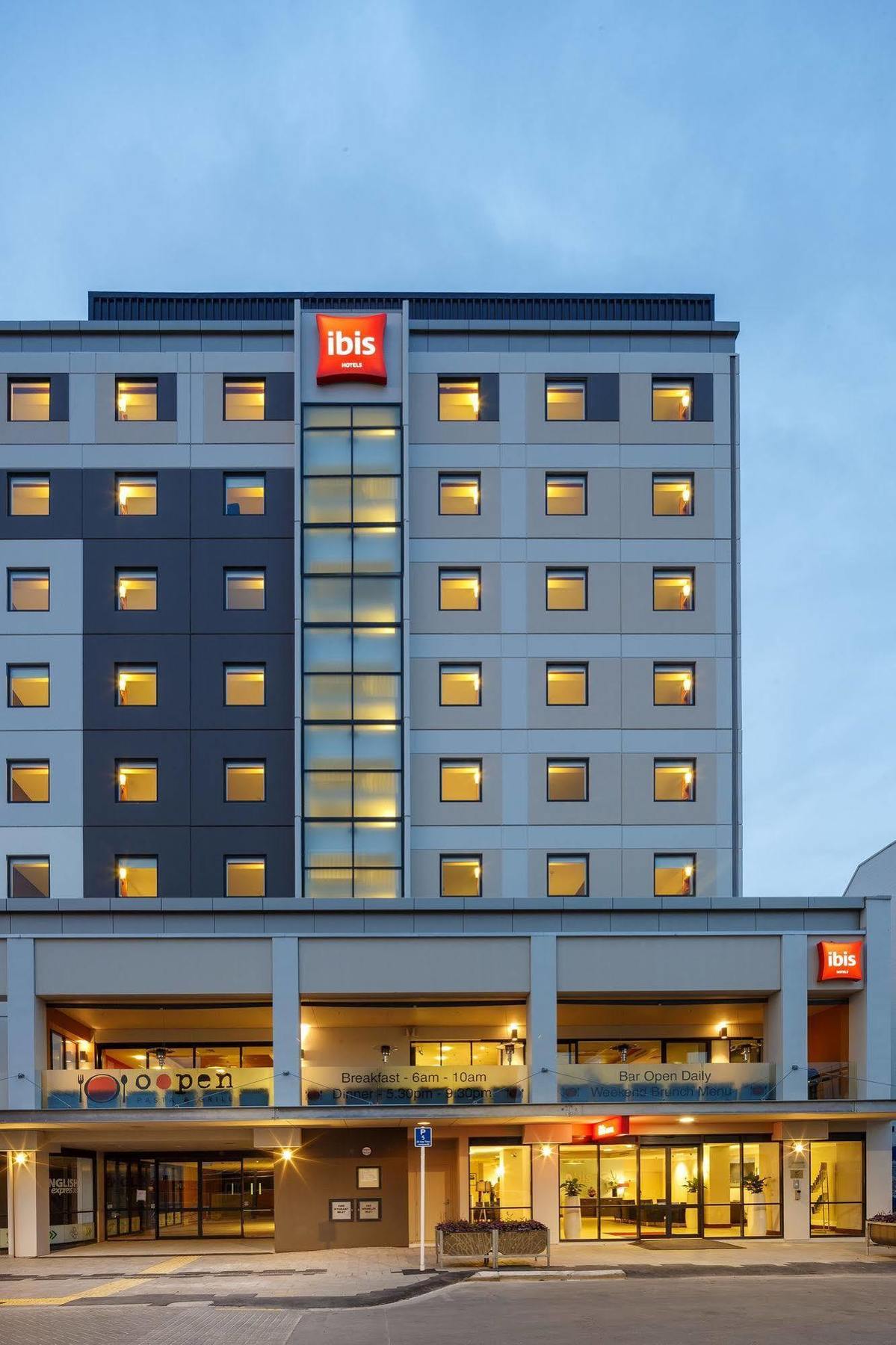 Ibis Christchurch Exterior photo
