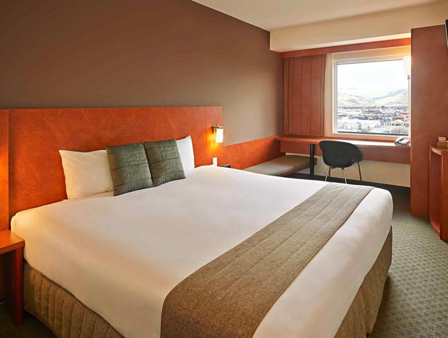 Ibis Christchurch Exterior photo